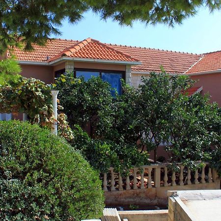 Apartments With A Parking Space Zavalatica, Korcula - 4453 Exteriör bild