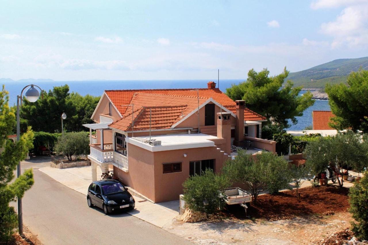 Apartments With A Parking Space Zavalatica, Korcula - 4453 Exteriör bild
